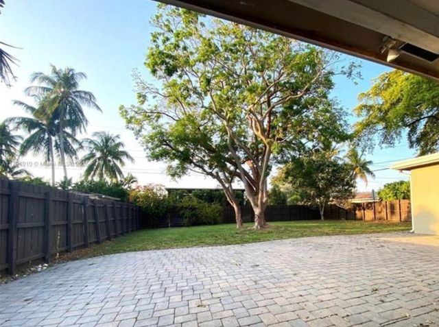4401 Madison Street, Hollywood, FL 33021