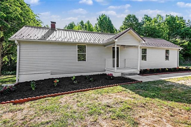 4900 Day Court, Walkertown, NC 27051