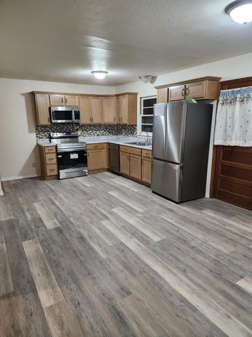 511 ROLAND ST, Jefferson City, MO 65101