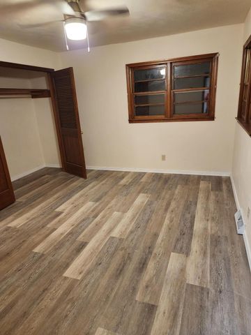 511 ROLAND ST, Jefferson City, MO 65101