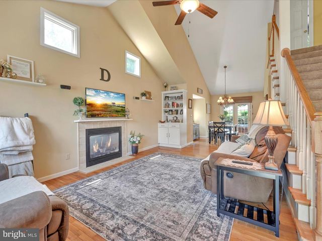 622 PONDSIDE LN, Lebanon, PA 17042