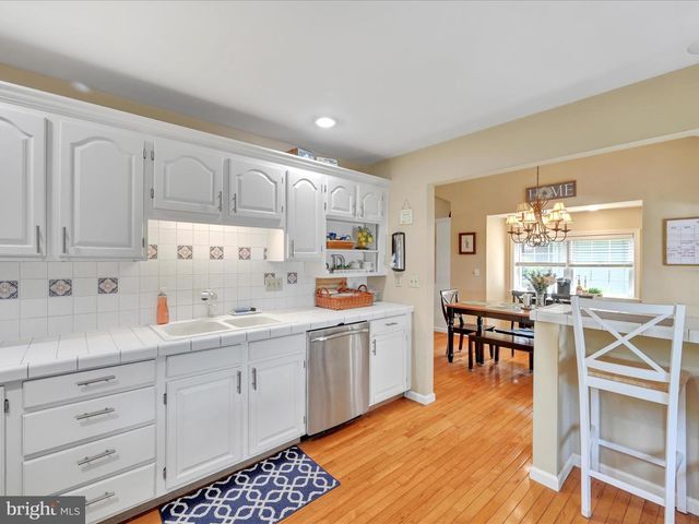 622 PONDSIDE LN, Lebanon, PA 17042