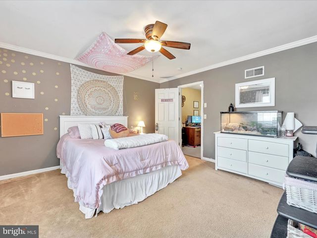 622 PONDSIDE LN, Lebanon, PA 17042