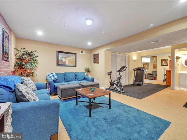 622 PONDSIDE LN, Lebanon, PA 17042