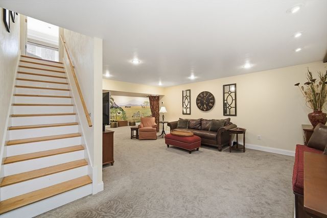 125 Hudson Road, Sudbury, MA 01776