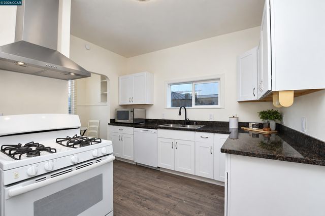 429 W 11Th St, Pittsburg, CA 94565