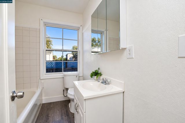 429 W 11Th St, Pittsburg, CA 94565