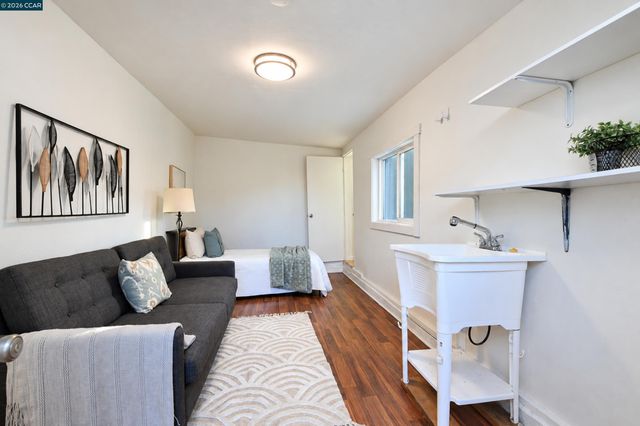 429 W 11Th St, Pittsburg, CA 94565
