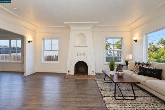 429 W 11Th St, Pittsburg, CA 94565