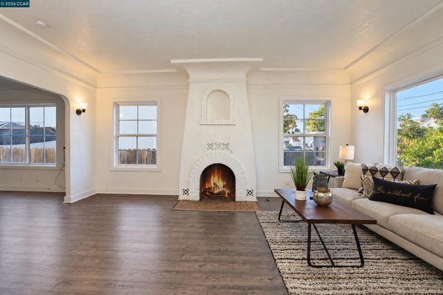 429 W 11Th St, Pittsburg, CA 94565