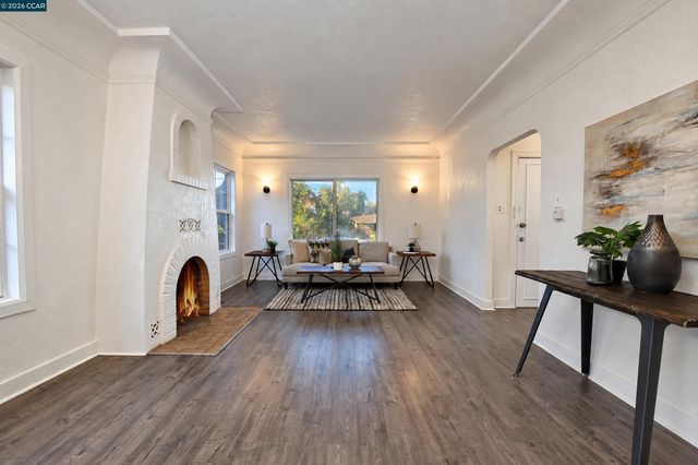 429 W 11Th St, Pittsburg, CA 94565