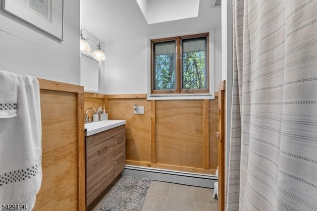886 Old Chester Gladstone, Chester Twp., NJ 07931