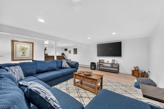886 Old Chester Gladstone, Chester Twp., NJ 07931