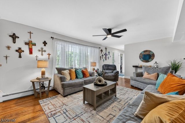 886 Old Chester Gladstone, Chester Twp., NJ 07931