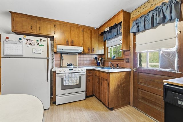 377 Summer St, Weymouth, MA 02188