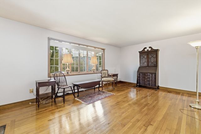 377 Summer St, Weymouth, MA 02188