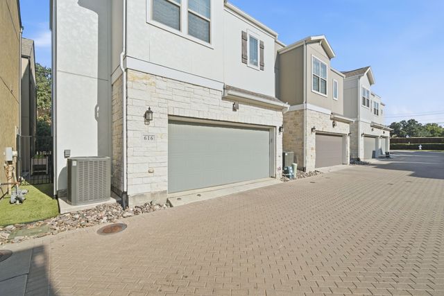 616 Aspen Valley Lane, Dallas, TX 75208