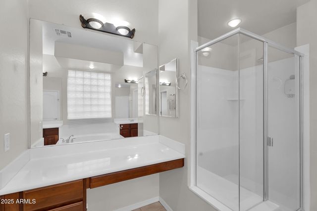 637 E INDIAN WELLS Place, Chandler, AZ 85249