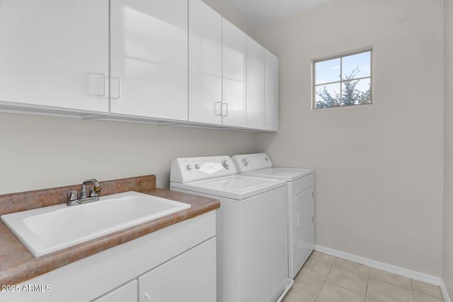 637 E INDIAN WELLS Place, Chandler, AZ 85249