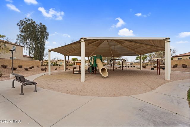 637 E INDIAN WELLS Place, Chandler, AZ 85249