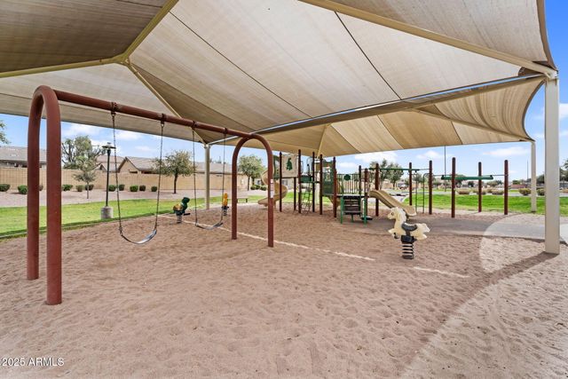 637 E INDIAN WELLS Place, Chandler, AZ 85249