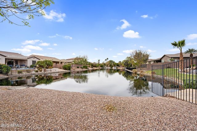637 E INDIAN WELLS Place, Chandler, AZ 85249