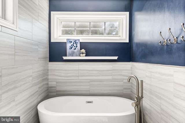 32 NORFOLK ST, Fredericksburg, VA 22406