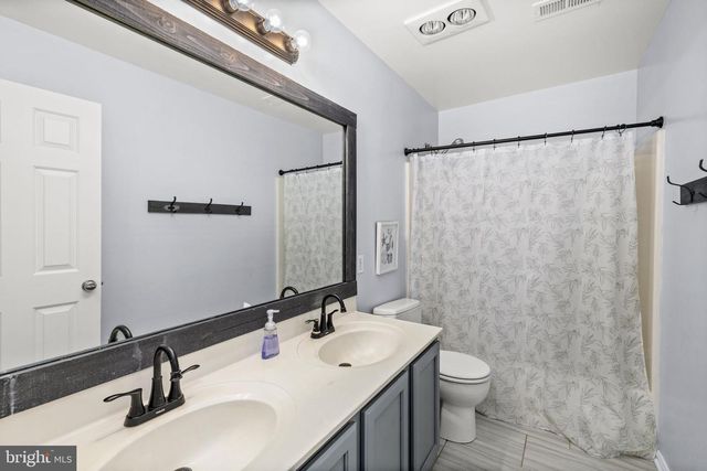 32 NORFOLK ST, Fredericksburg, VA 22406