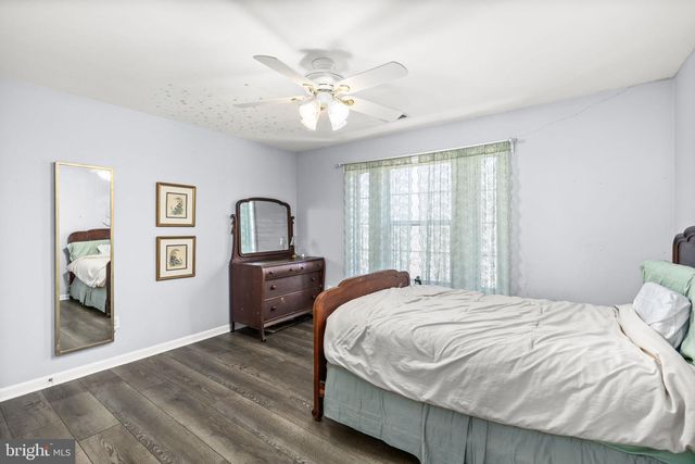 32 NORFOLK ST, Fredericksburg, VA 22406