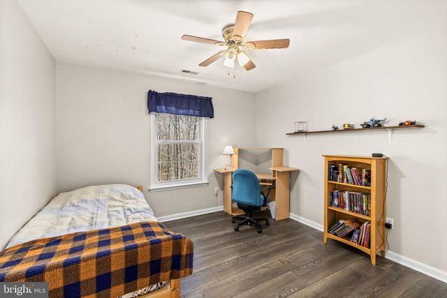 32 NORFOLK ST, Fredericksburg, VA 22406