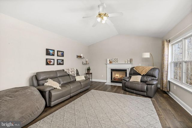 32 NORFOLK ST, Fredericksburg, VA 22406