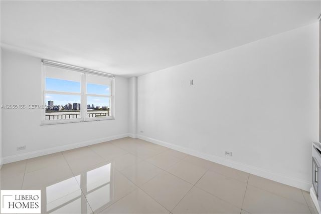 301 174th Street 1216, Sunny Isles Beach, FL 33160