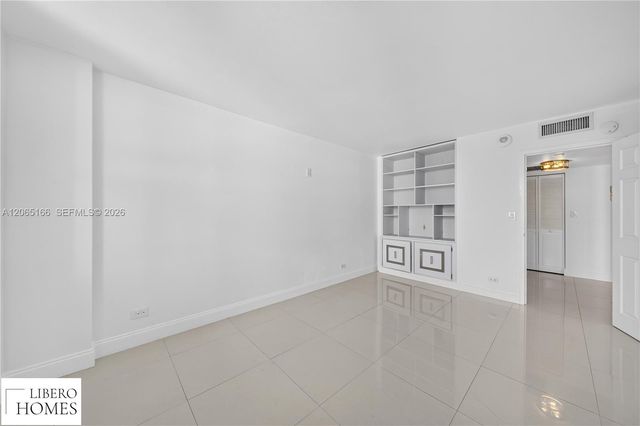 301 174th Street 1216, Sunny Isles Beach, FL 33160