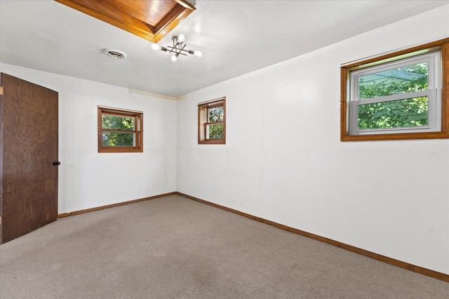 8012 Fox River ROAD, Waterford, WI 53185