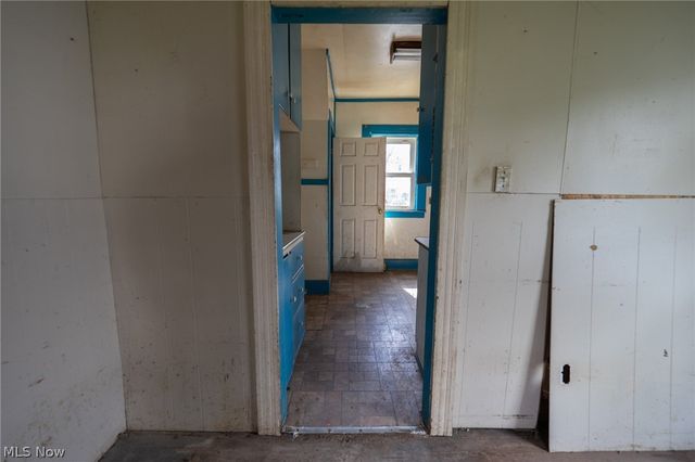 318 11th Street, Elyria, OH 44035