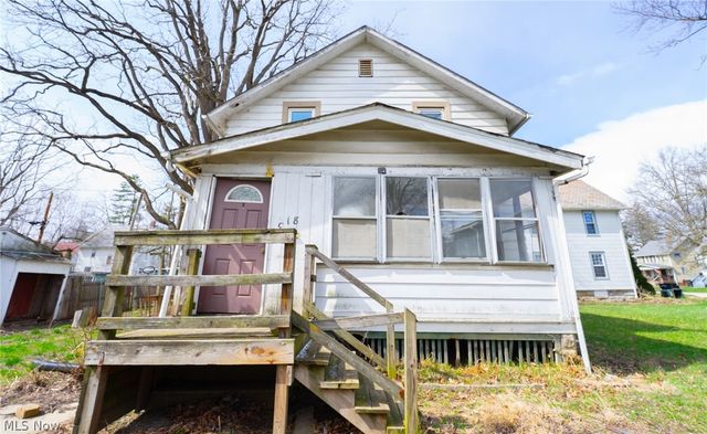 318 11th Street, Elyria, OH 44035
