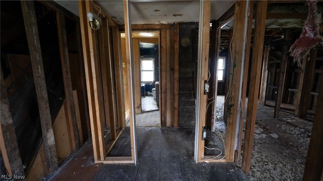 318 11th Street, Elyria, OH 44035