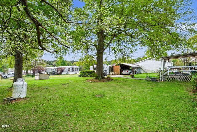 1411 Seabrook School Road, Fayetteville, NC 28312