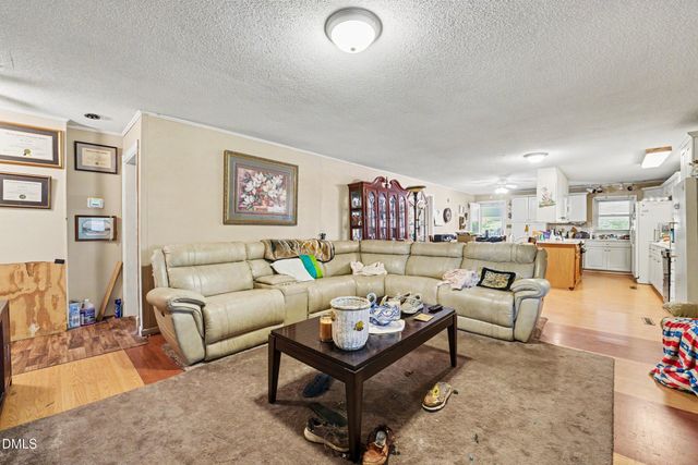 1411 Seabrook School Road, Fayetteville, NC 28312