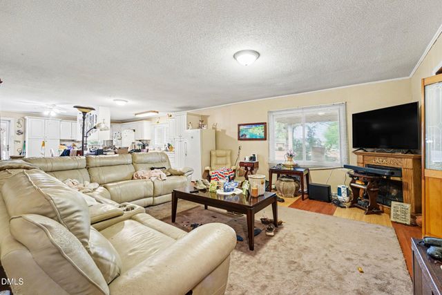 1411 Seabrook School Road, Fayetteville, NC 28312