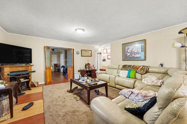 1411 Seabrook School Road, Fayetteville, NC 28312