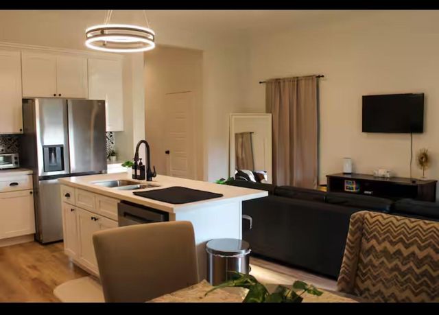 9240 Culver Street B, Houston, TX 77051
