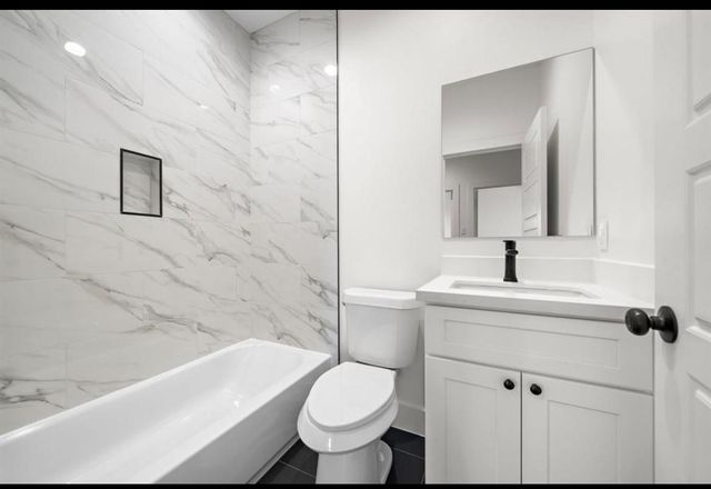 9240 Culver Street B, Houston, TX 77051