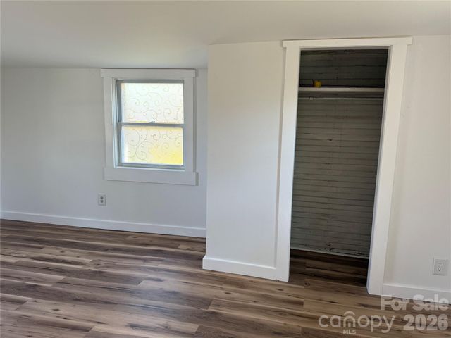 5A Warren Avenue, Asheville, NC 28803