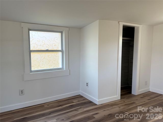 5A Warren Avenue, Asheville, NC 28803