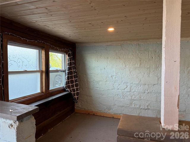 5A Warren Avenue, Asheville, NC 28803