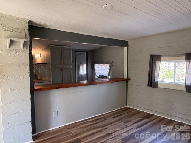5A Warren Avenue, Asheville, NC 28803