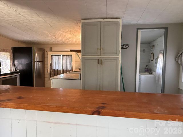 5A Warren Avenue, Asheville, NC 28803
