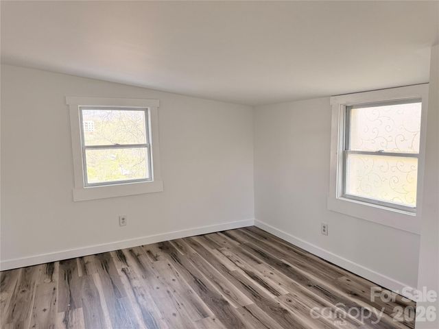 5A Warren Avenue, Asheville, NC 28803