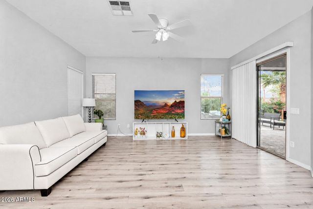 3718 S SETON Avenue, Gilbert, AZ 85297